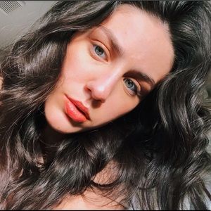 Meet your Posher, Sabrina